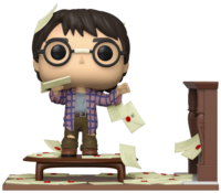 #136 Harry Potter (With Hogwarts Letters) (Deluxe) Funko Pop! Vinyl